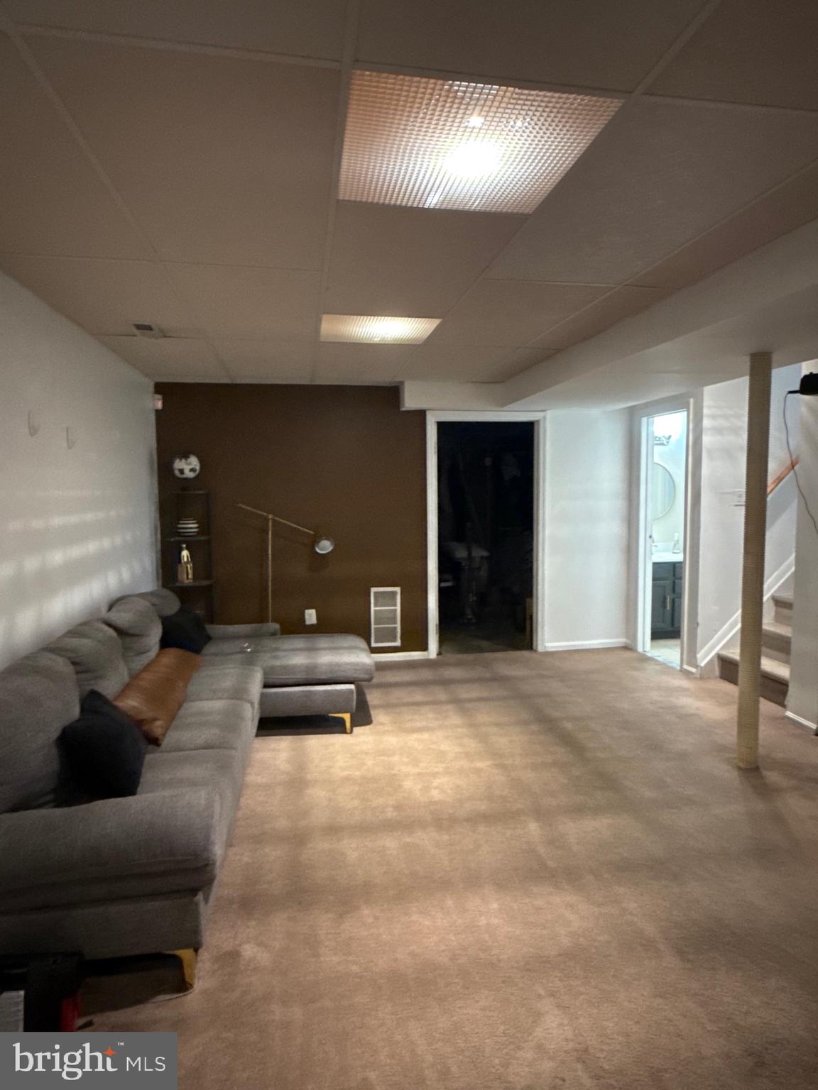 LANDSDOWNE - Residential