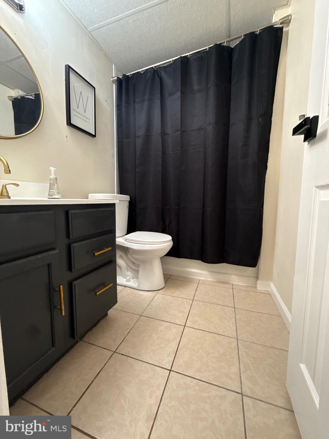 LANDSDOWNE - Residential