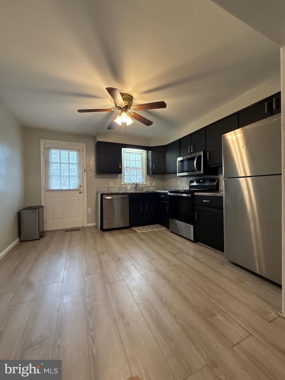 LANDSDOWNE - Residential