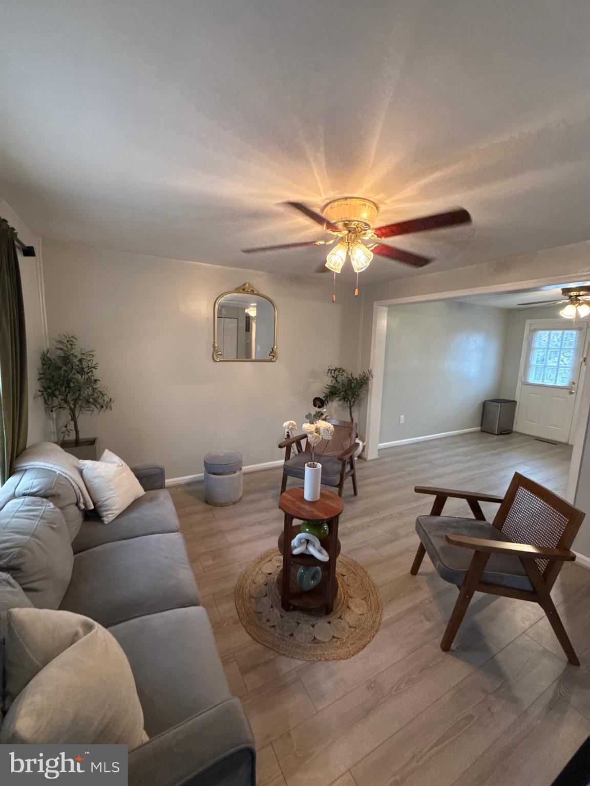 LANDSDOWNE - Residential