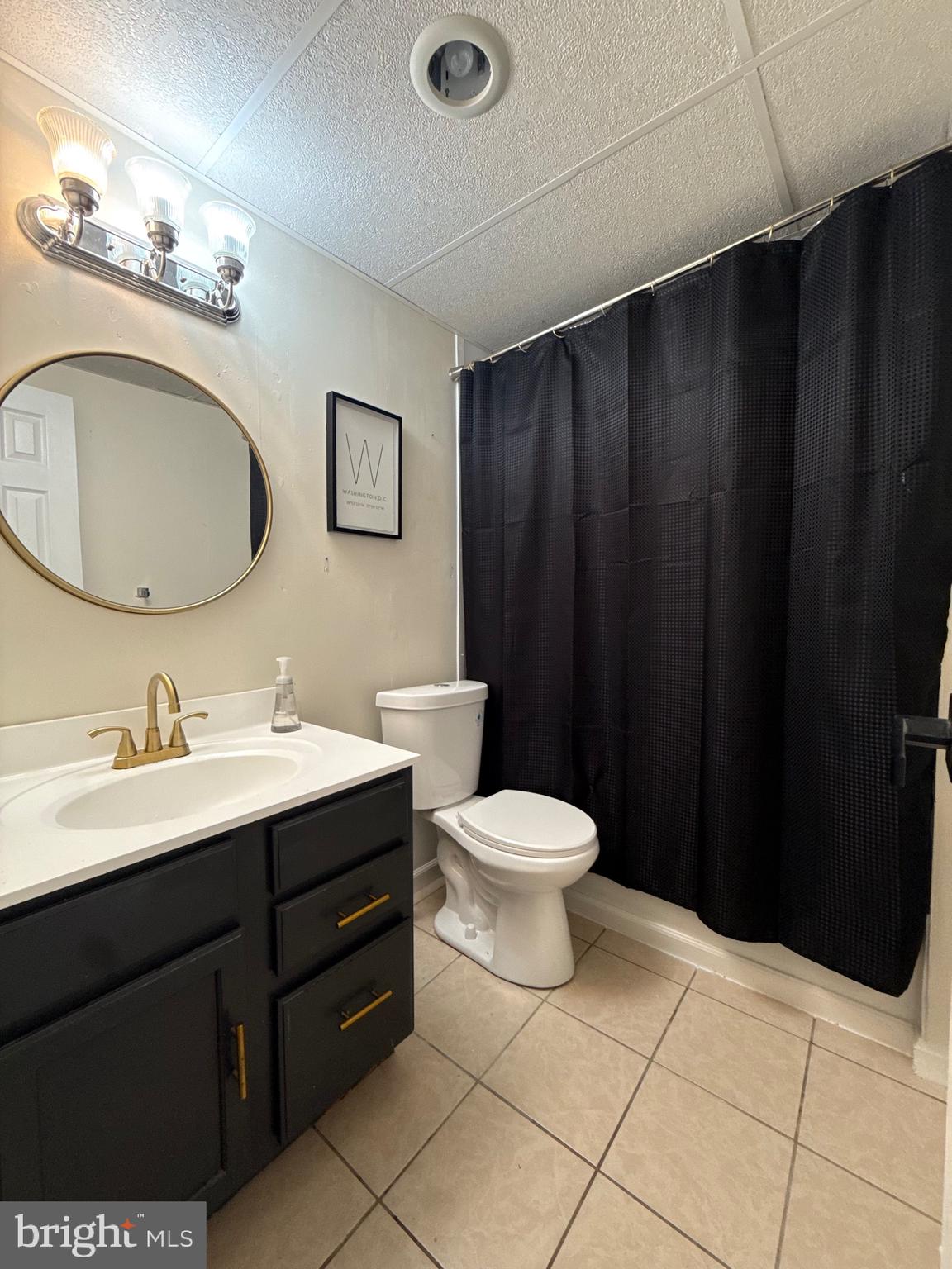 LANDSDOWNE - Residential