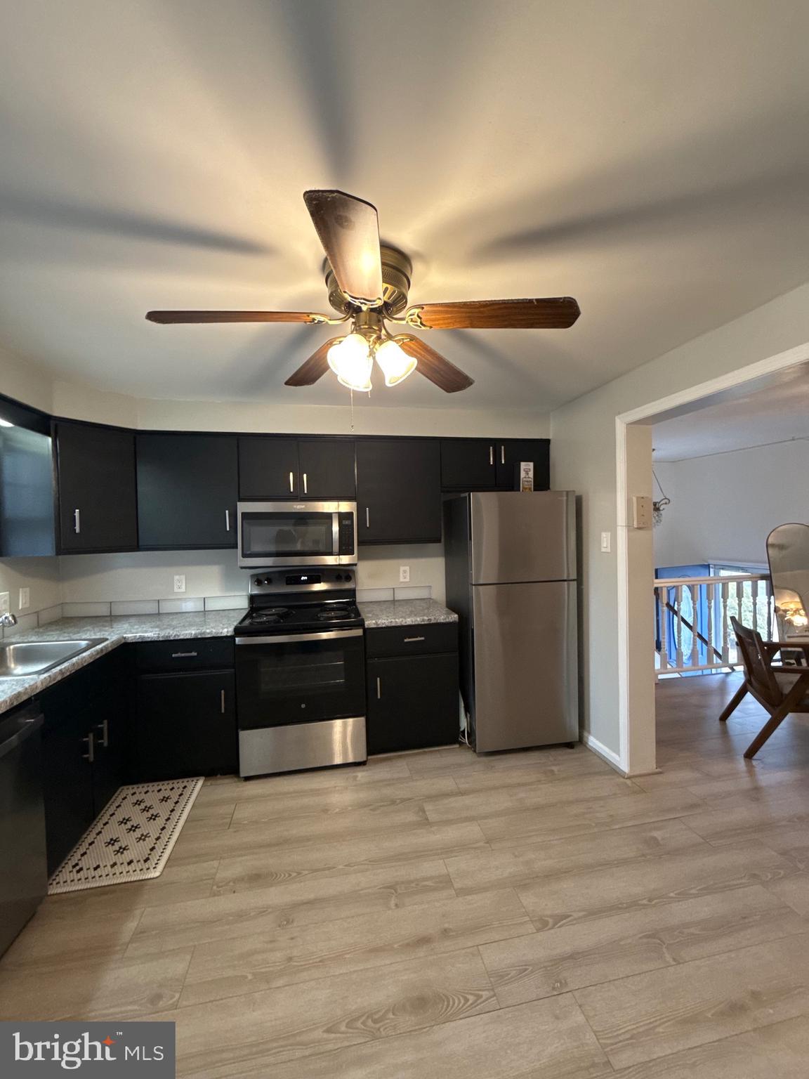 LANDSDOWNE - Residential