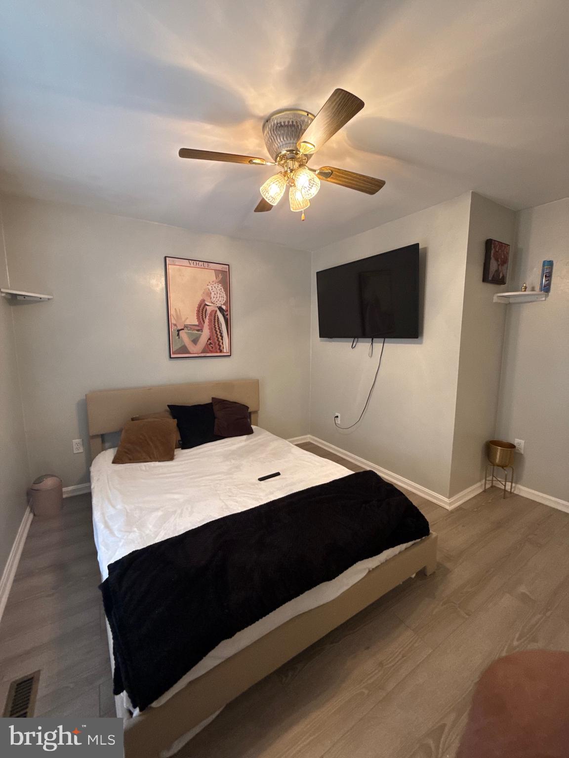 LANDSDOWNE - Residential