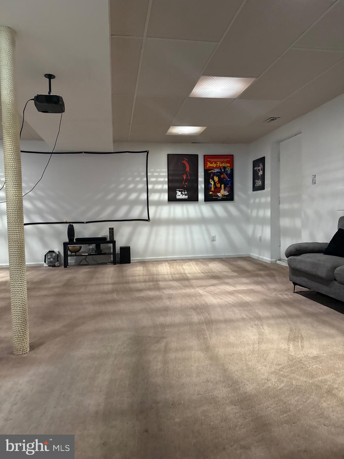 LANDSDOWNE - Residential