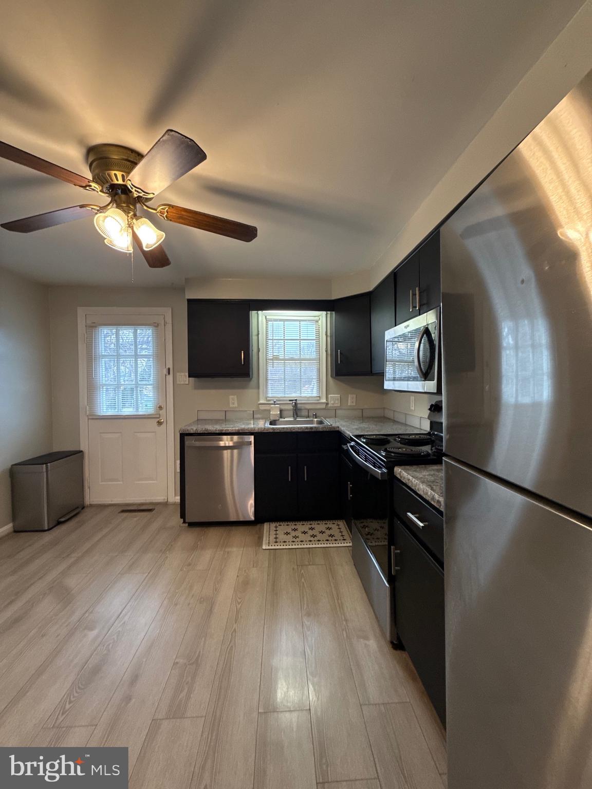 LANDSDOWNE - Residential