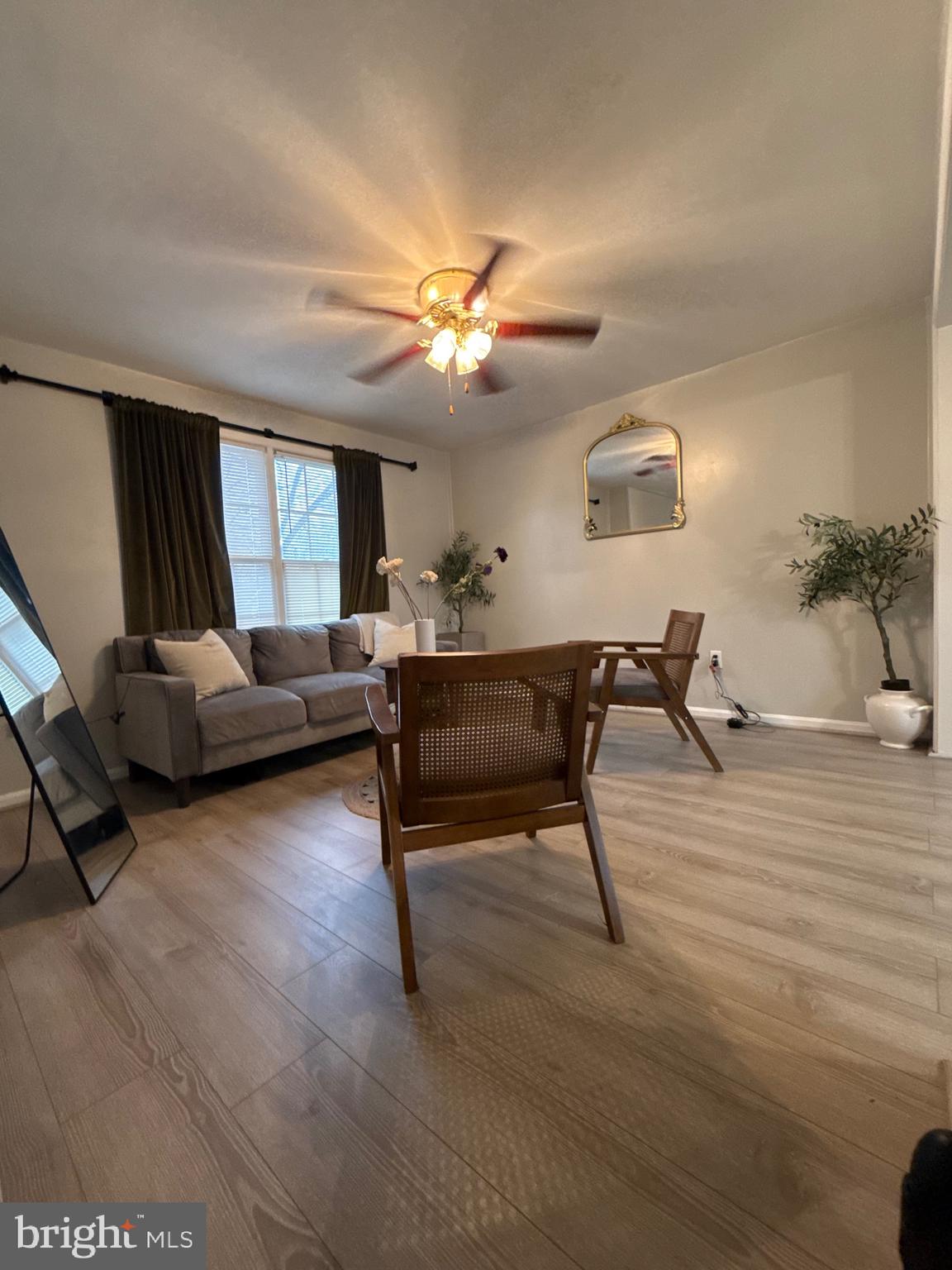 LANDSDOWNE - Residential