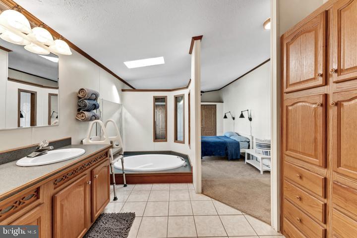 BRENTWOOD MANOR - Residential