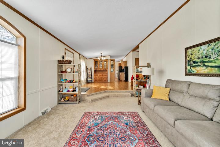 BRENTWOOD MANOR - Residential