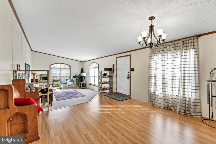 BRENTWOOD MANOR - Residential