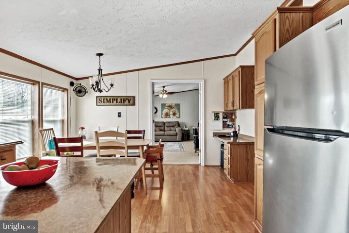 BRENTWOOD MANOR - Residential