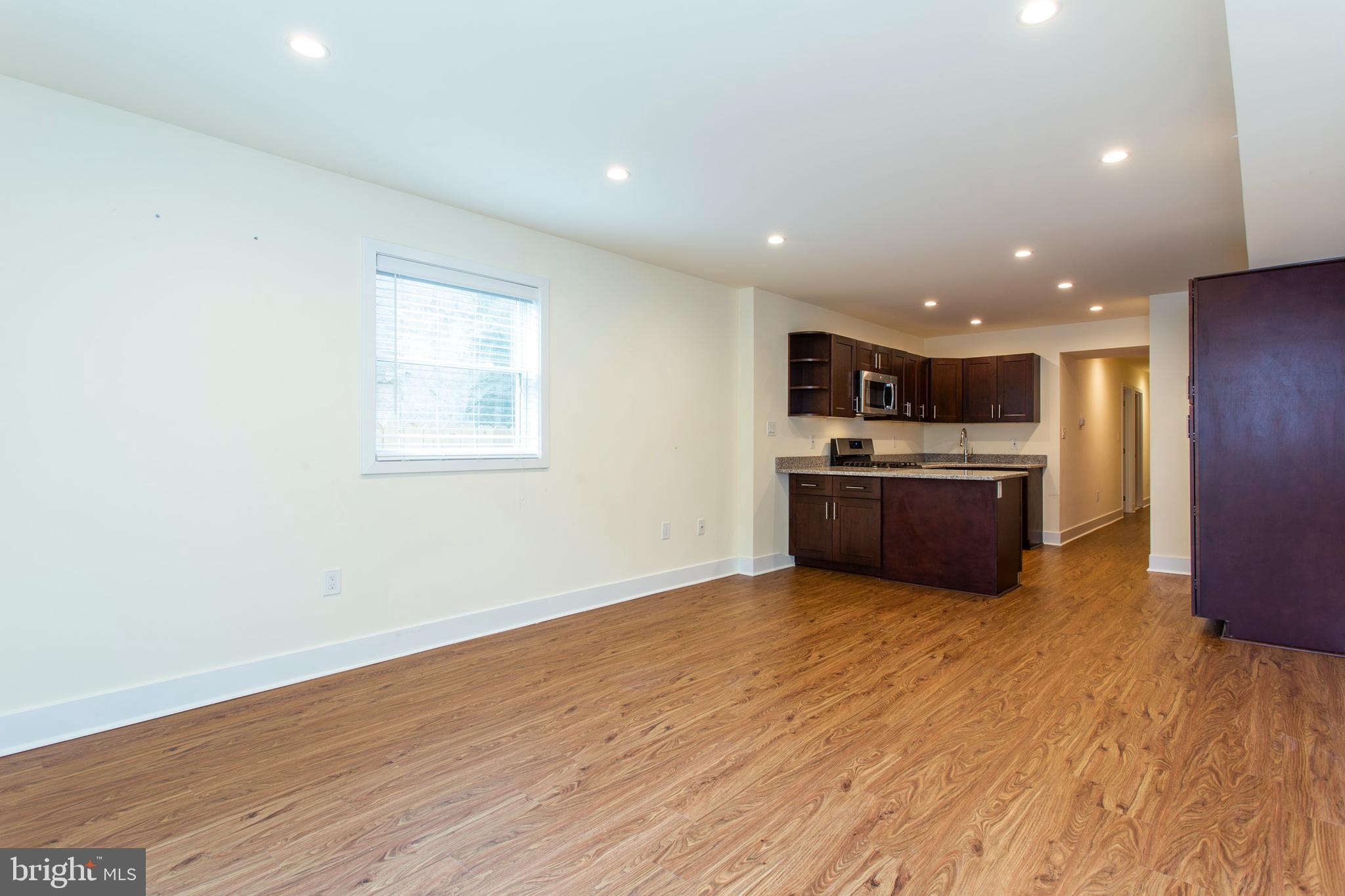 GRADUATE HOSPITAL - Residential Lease