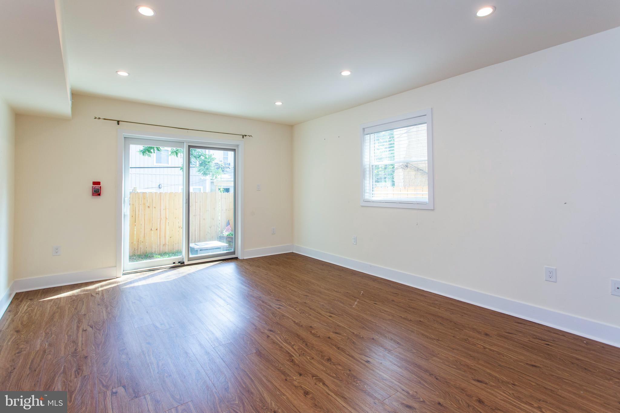 GRADUATE HOSPITAL - Residential Lease