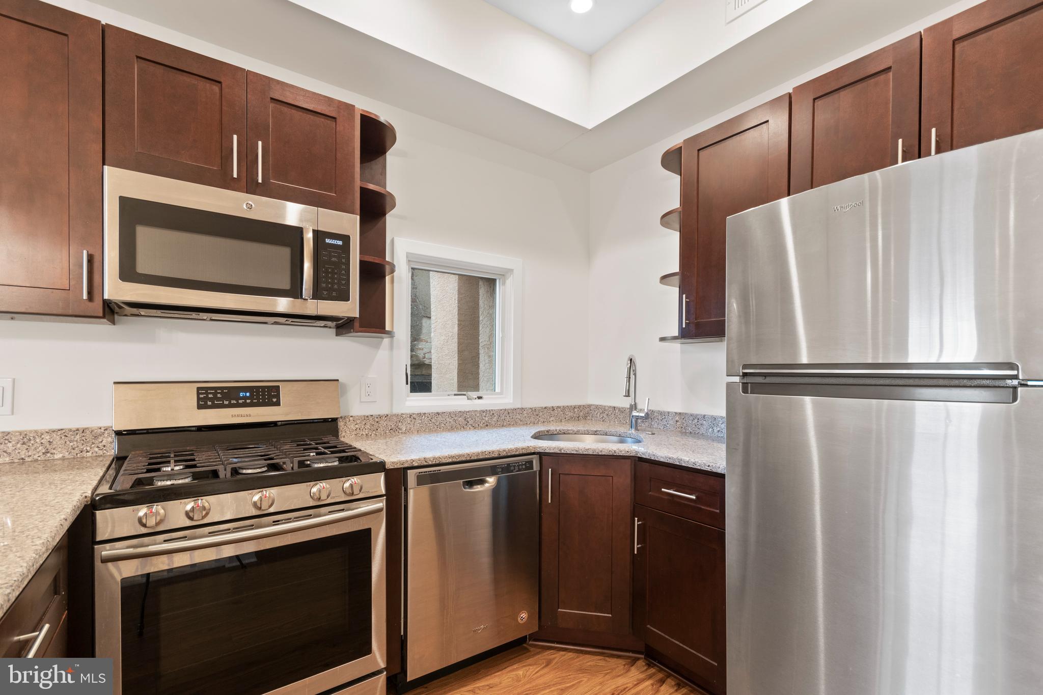 GRADUATE HOSPITAL - Residential Lease