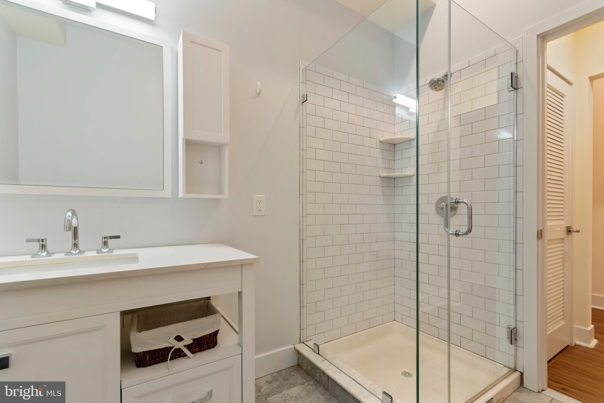 GRADUATE HOSPITAL - Residential Lease