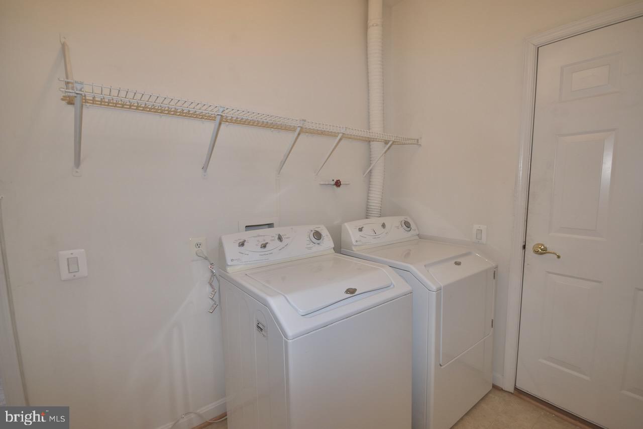 BRAEMAR/DUNBARTON - Residential