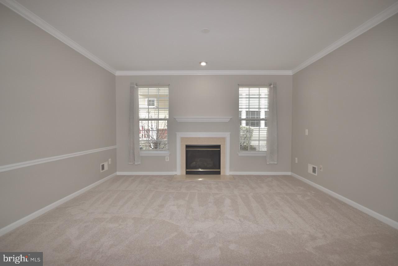 BRAEMAR/DUNBARTON - Residential