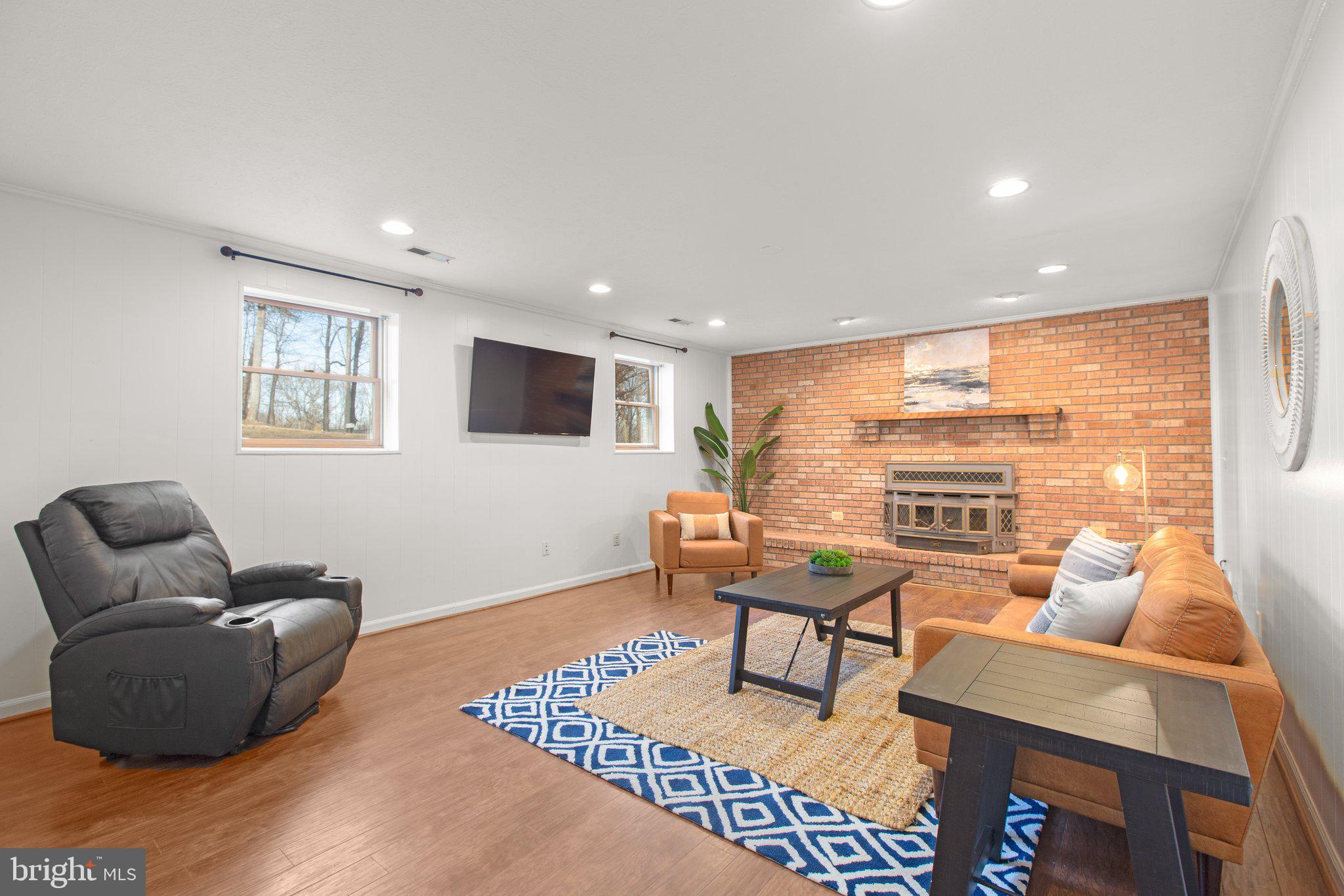 BAYVIEW ESTATES - Residential