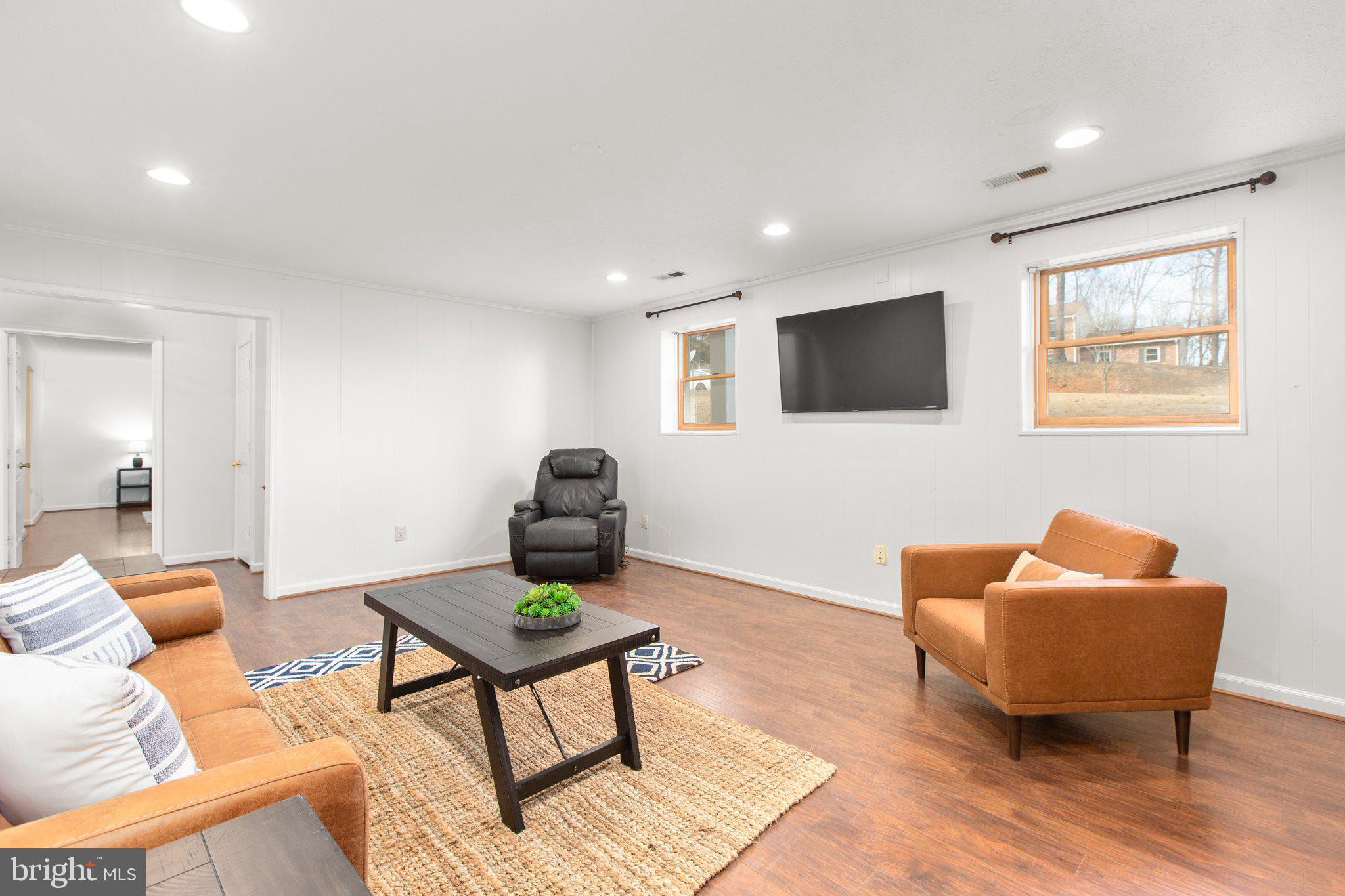 BAYVIEW ESTATES - Residential