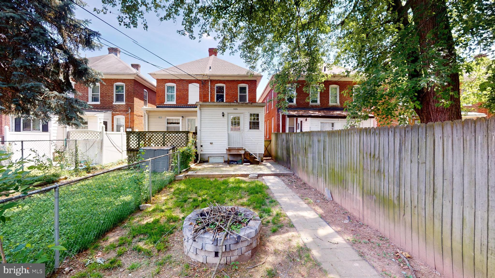 SOUTH HAGERSTOWN - Residential Lease