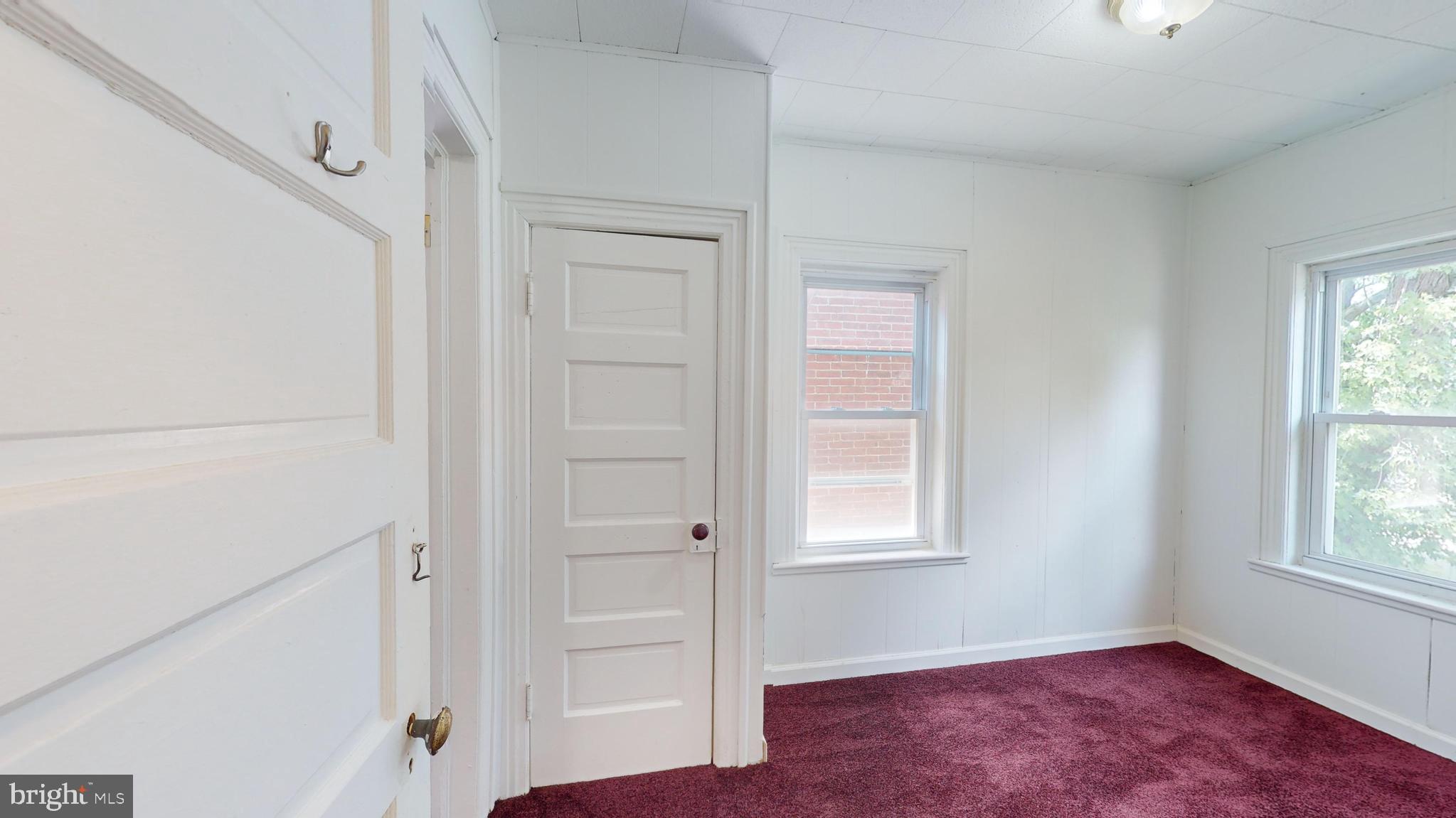 SOUTH HAGERSTOWN - Residential Lease