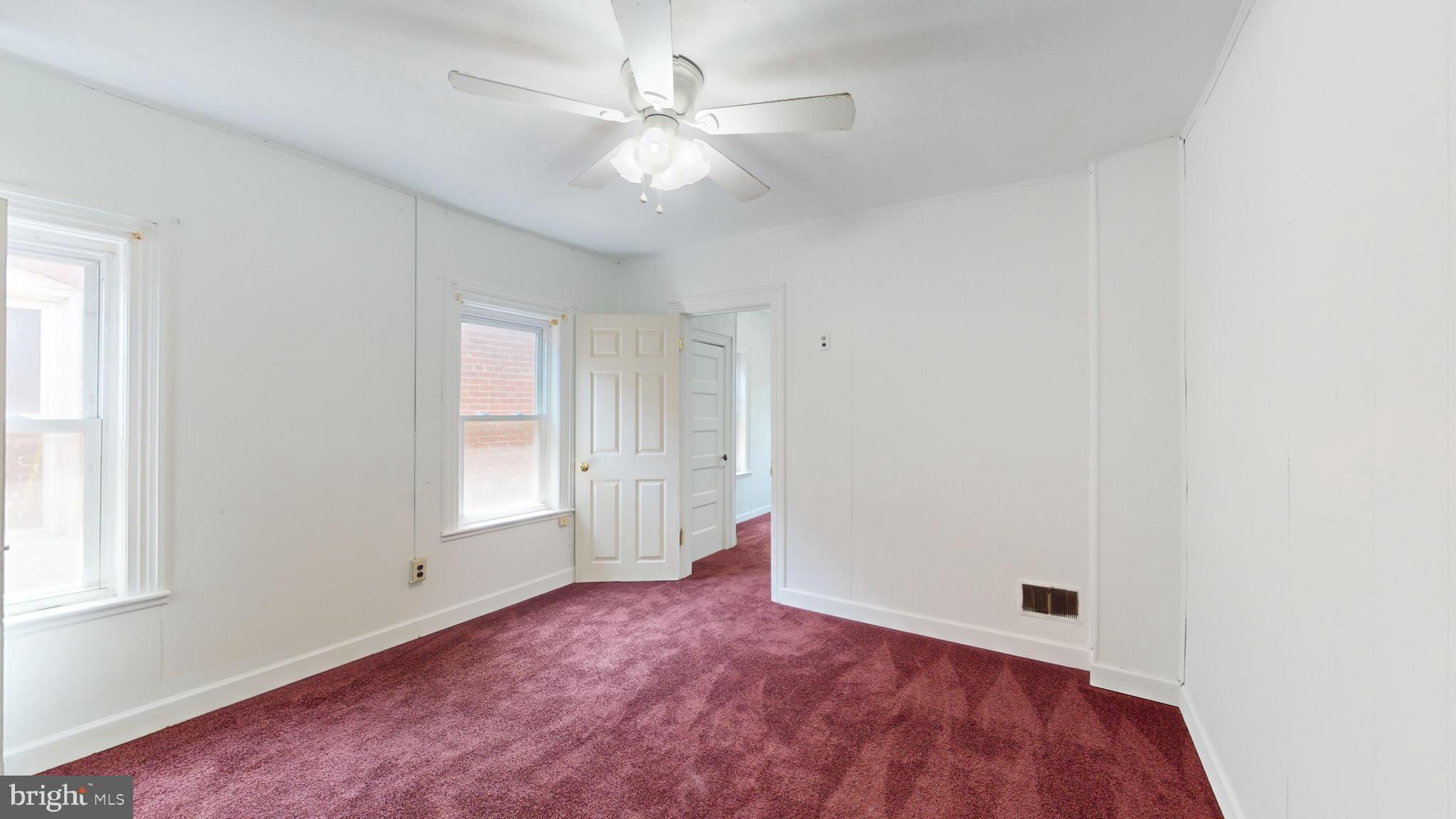 SOUTH HAGERSTOWN - Residential Lease