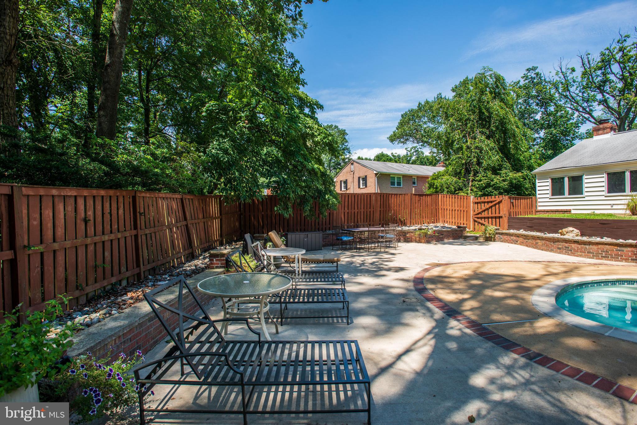 WOODS OF ILDA - Residential