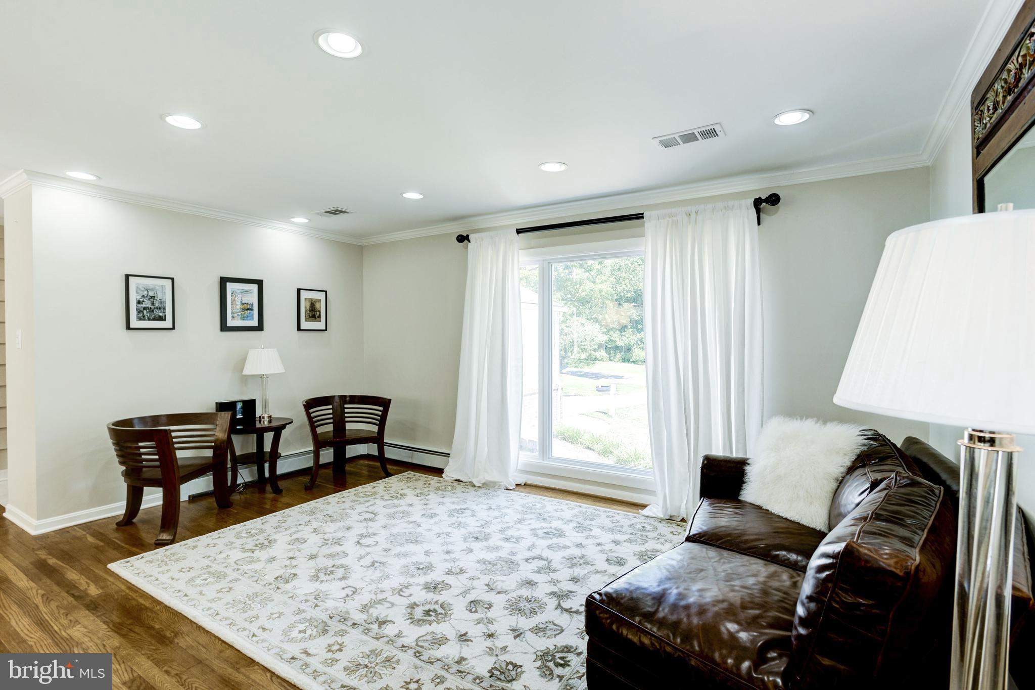 WOODS OF ILDA - Residential