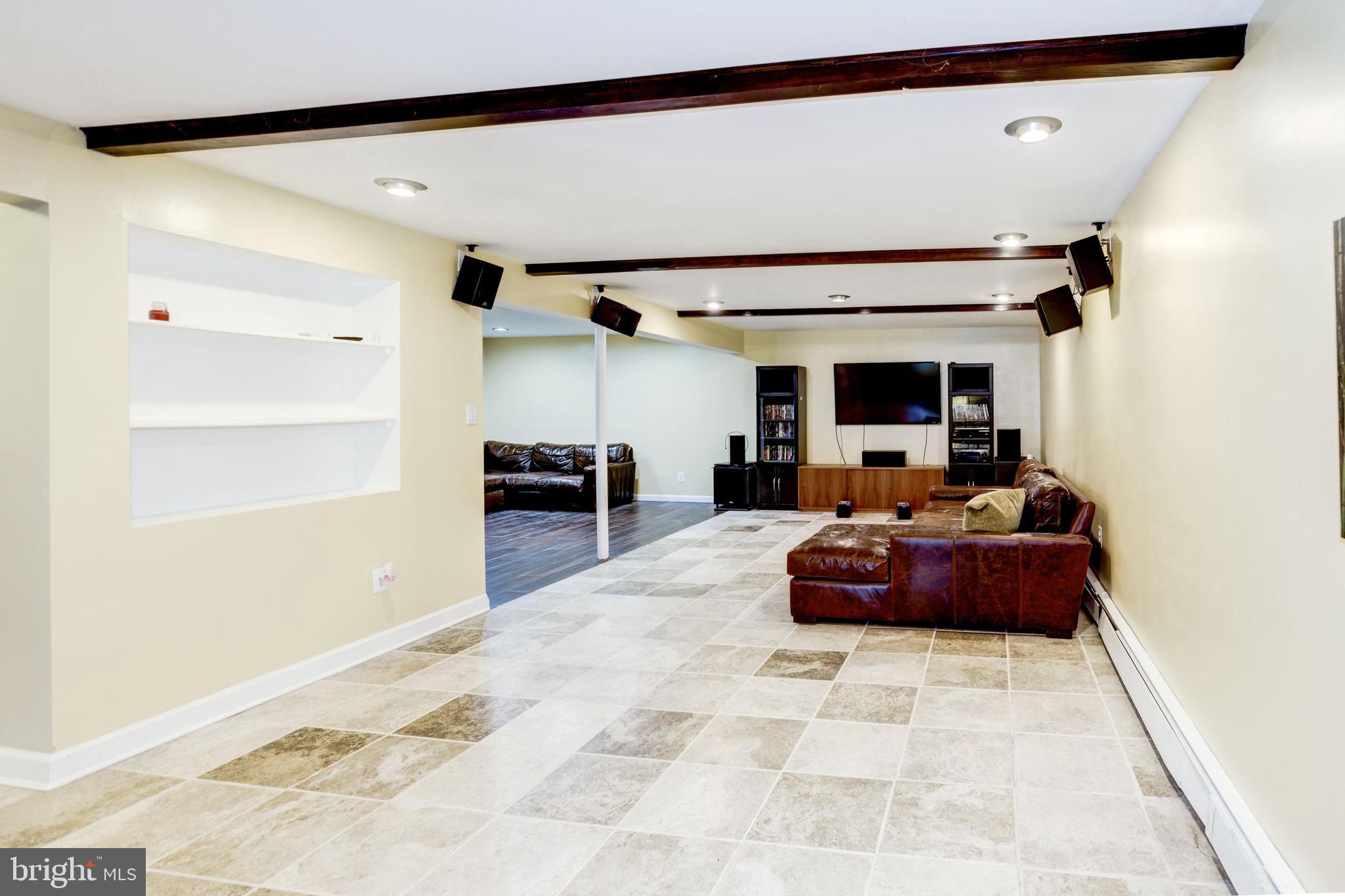 WOODS OF ILDA - Residential