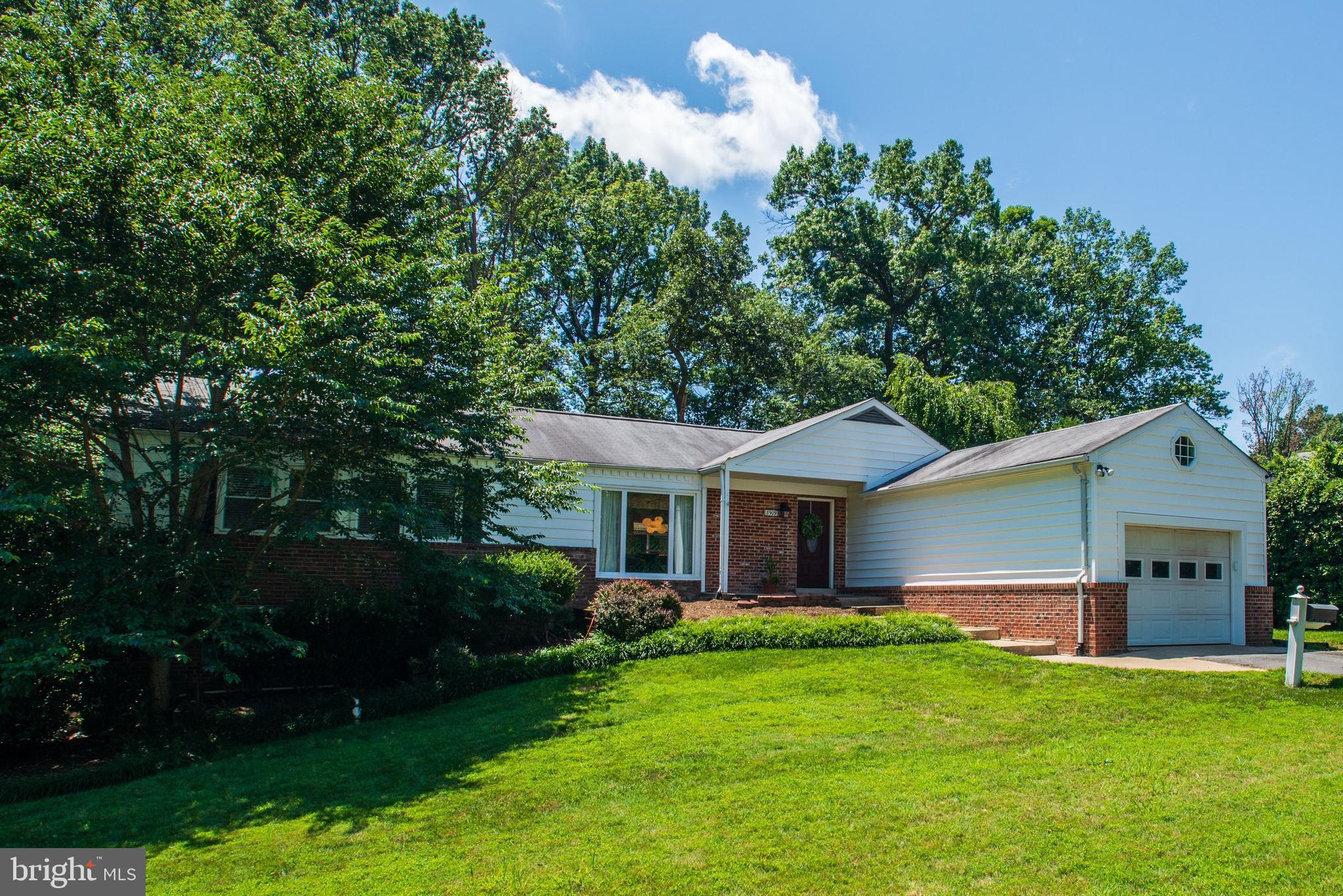 WOODS OF ILDA - Residential