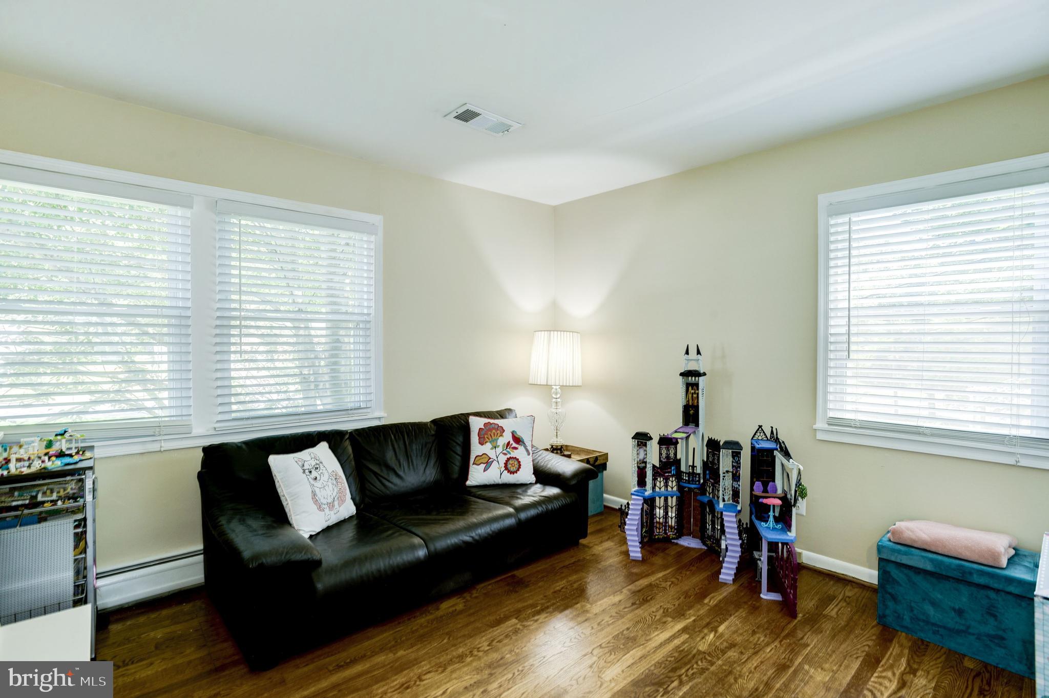 WOODS OF ILDA - Residential