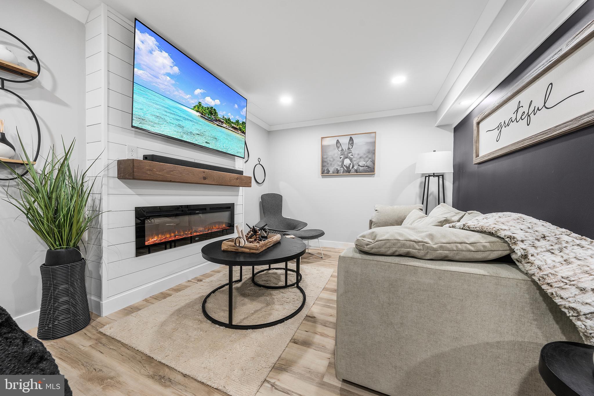TEMPLE TERRACE - Residential