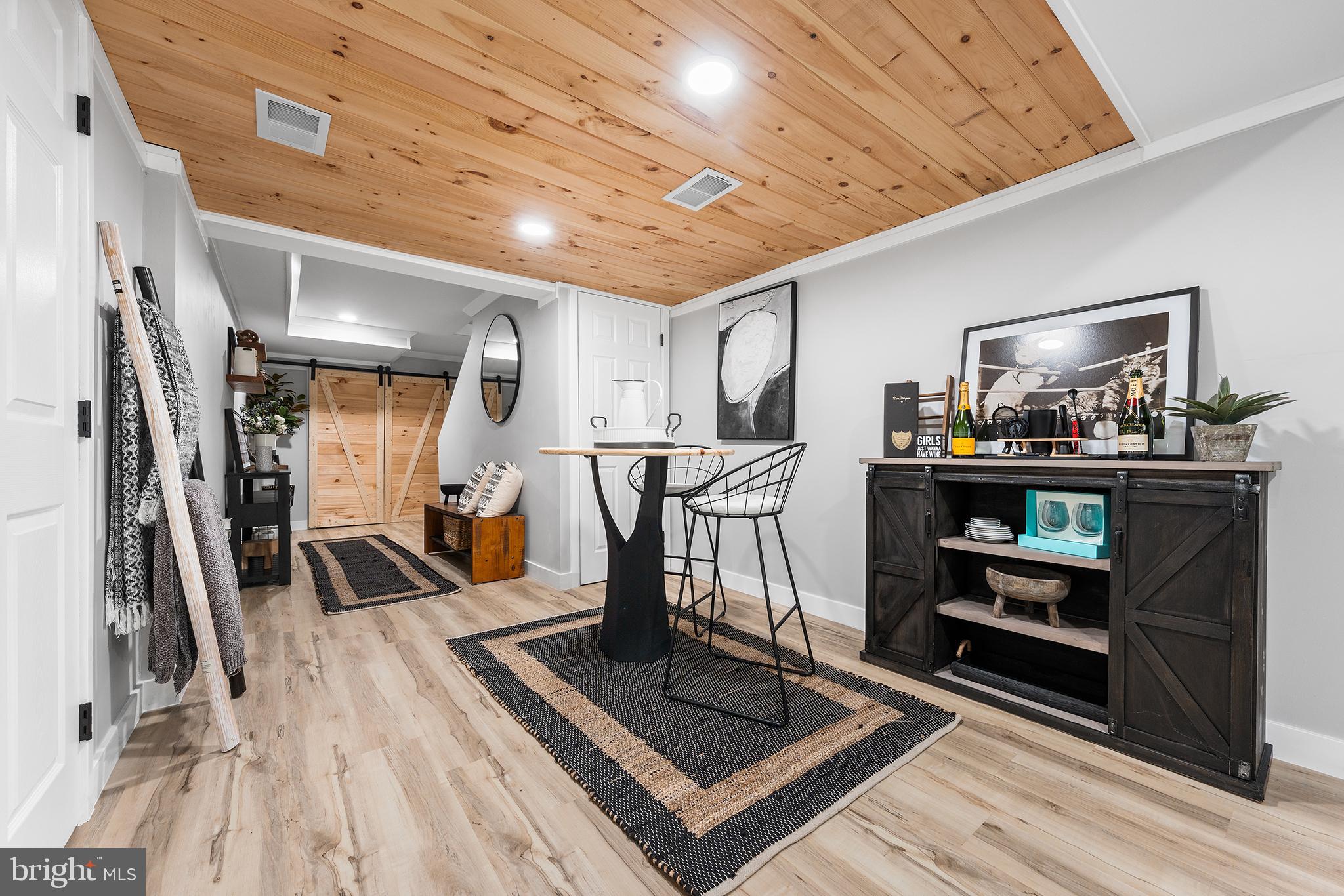 TEMPLE TERRACE - Residential