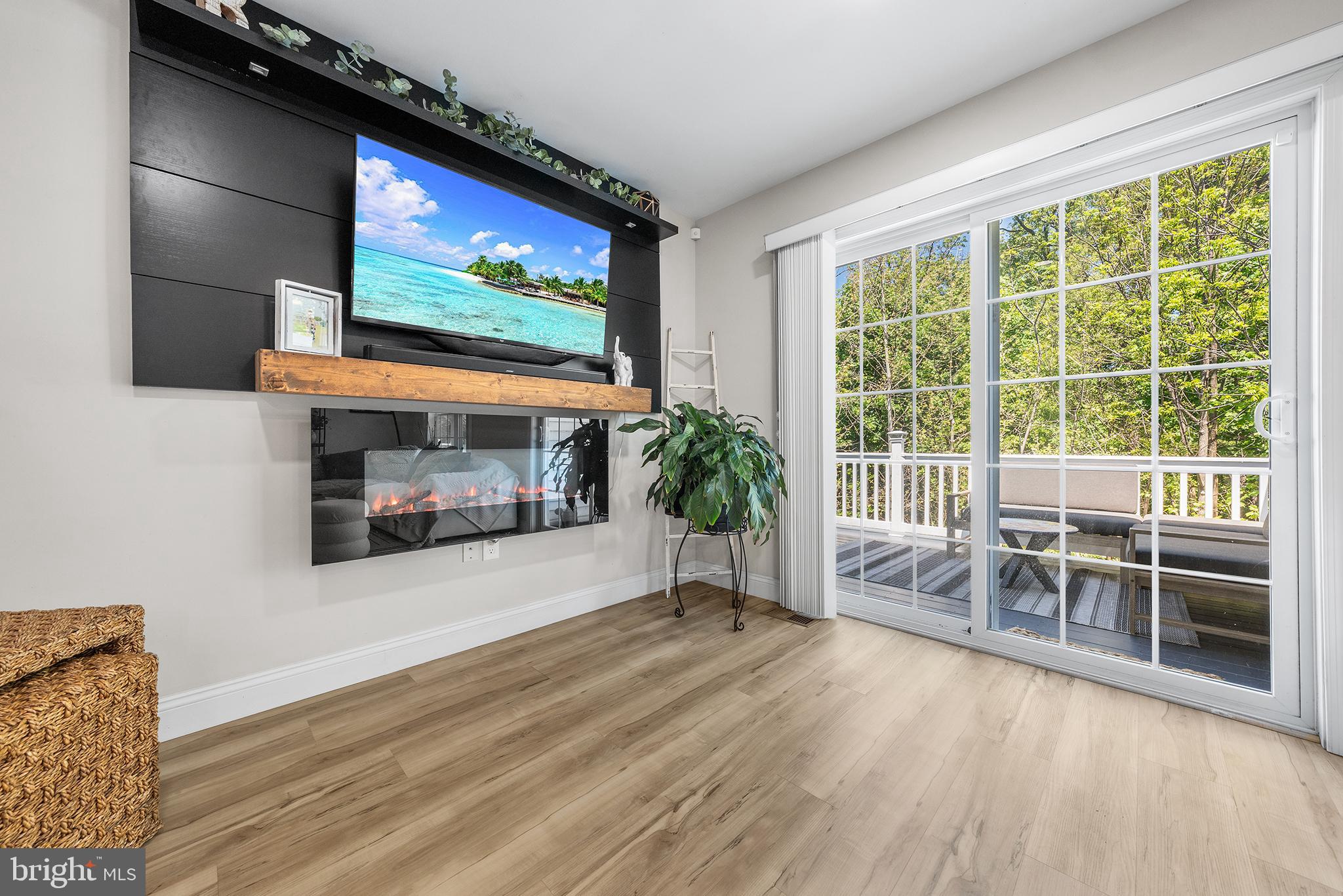 TEMPLE TERRACE - Residential