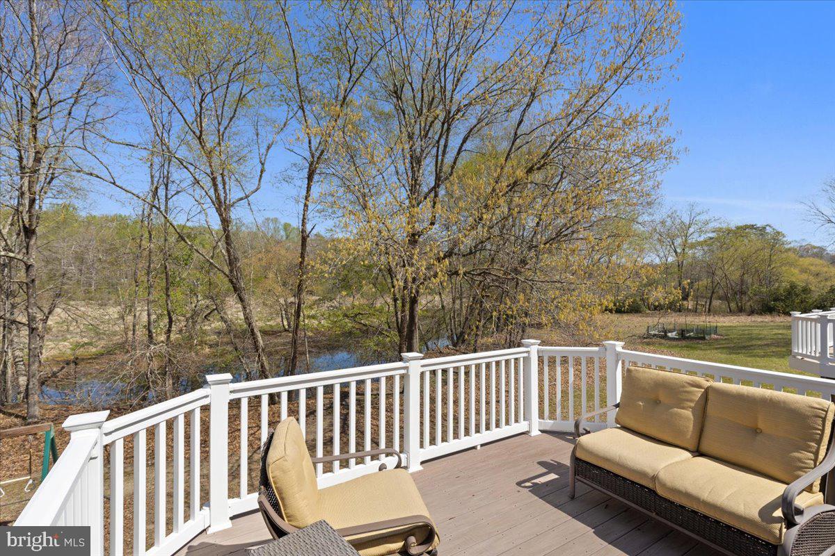 WARDS MEADOWS - Residential