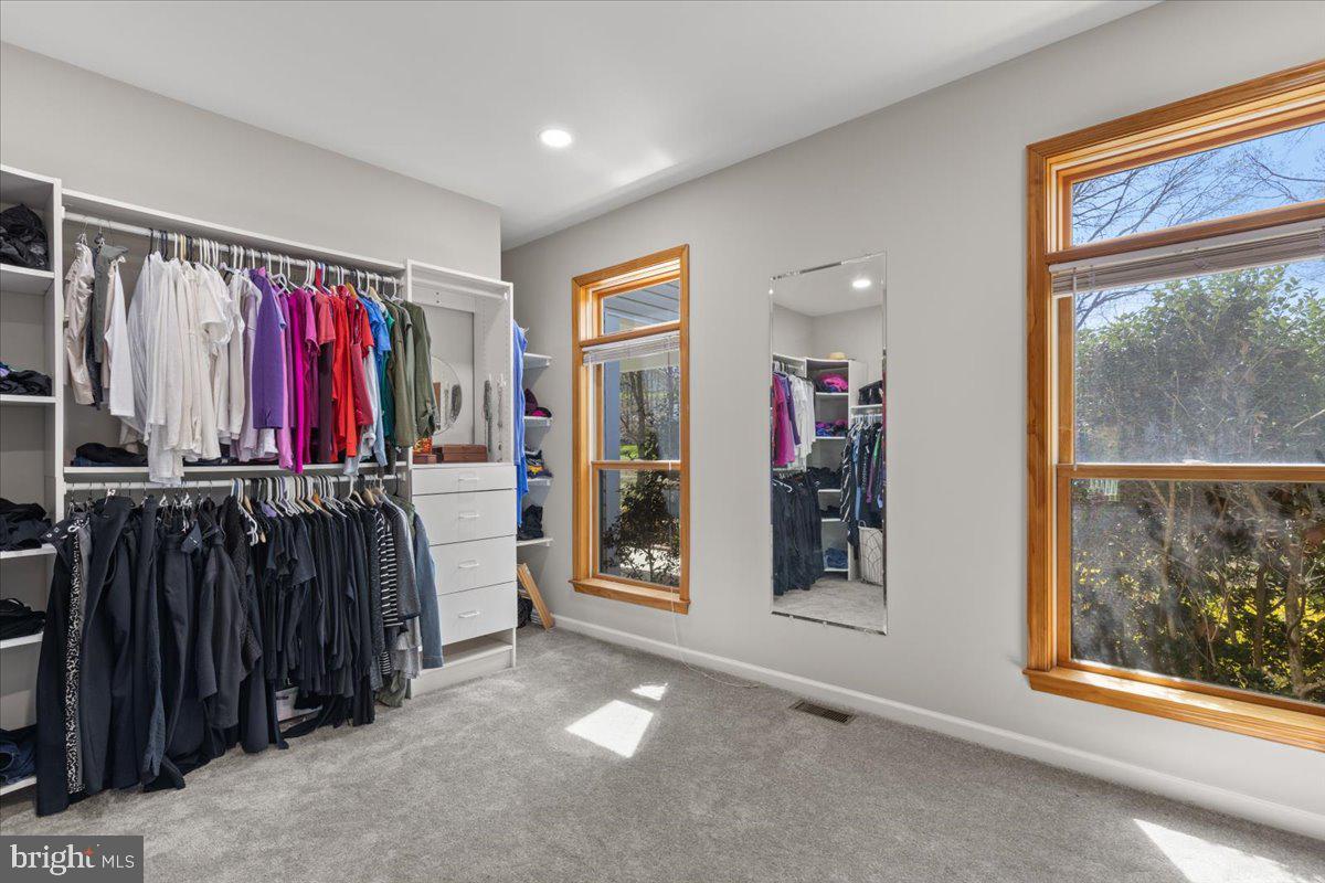 WARDS MEADOWS - Residential