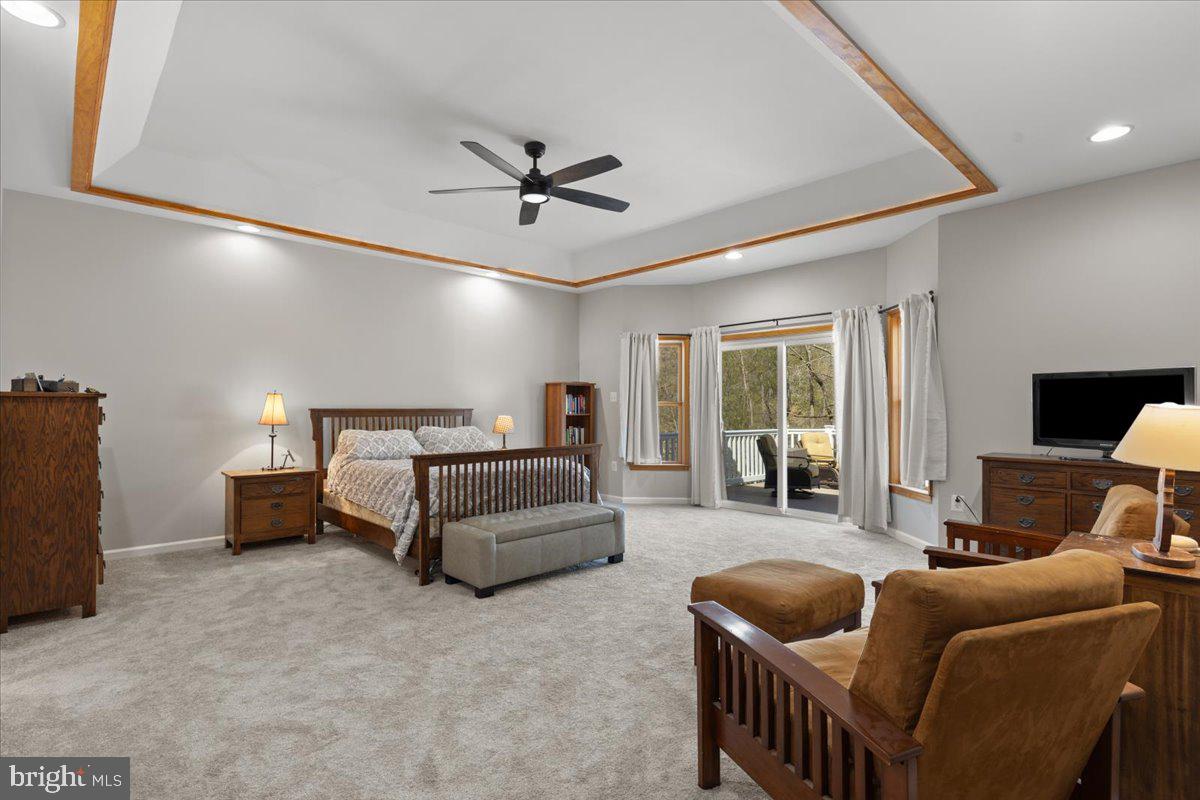 WARDS MEADOWS - Residential