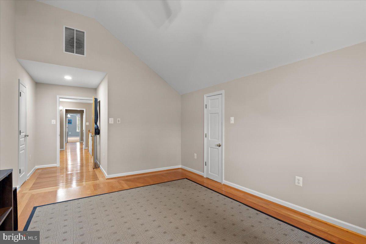 WARDS MEADOWS - Residential