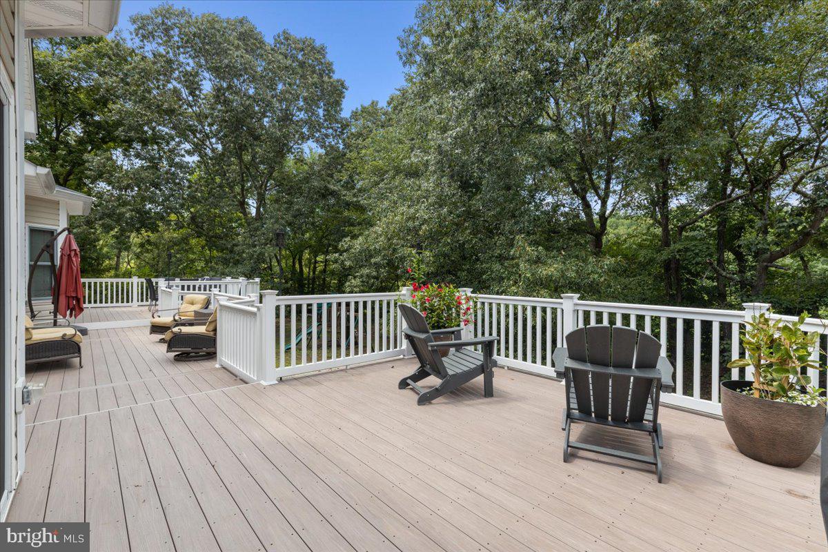 WARDS MEADOWS - Residential