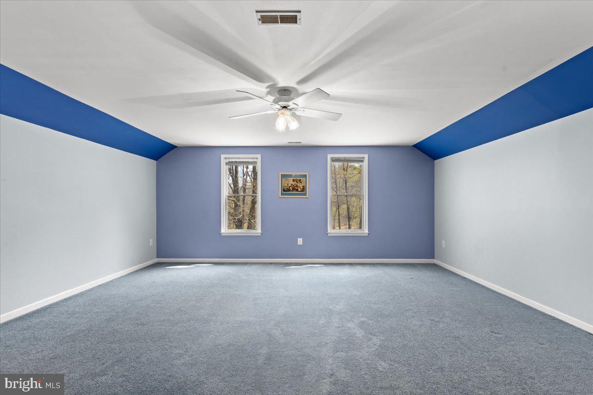 WARDS MEADOWS - Residential