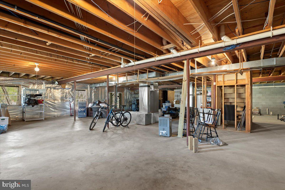 WARDS MEADOWS - Residential