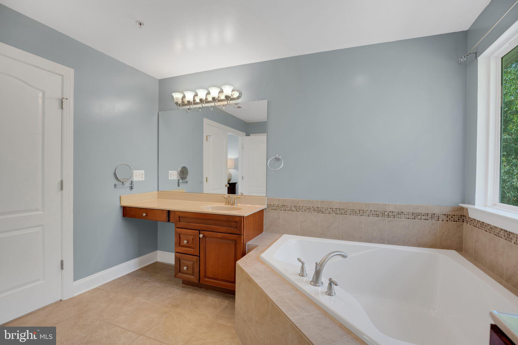 GRANDVIEW HAVEN - Residential