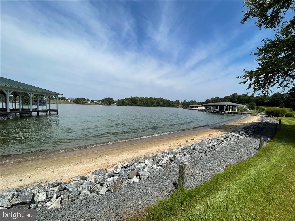 GEORGETOWN ESTATES - Residential