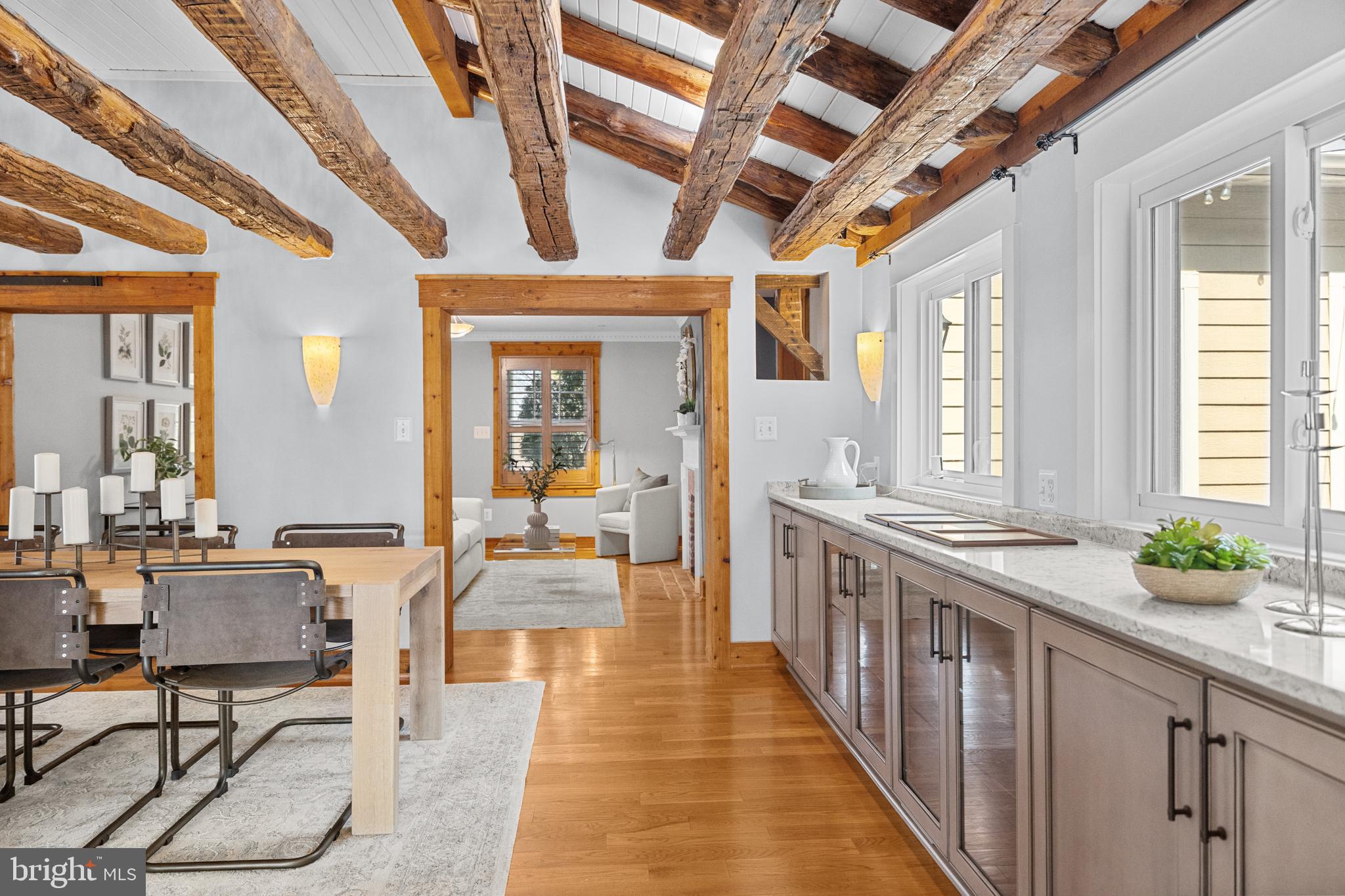 CLARK`S CORNER - Residential