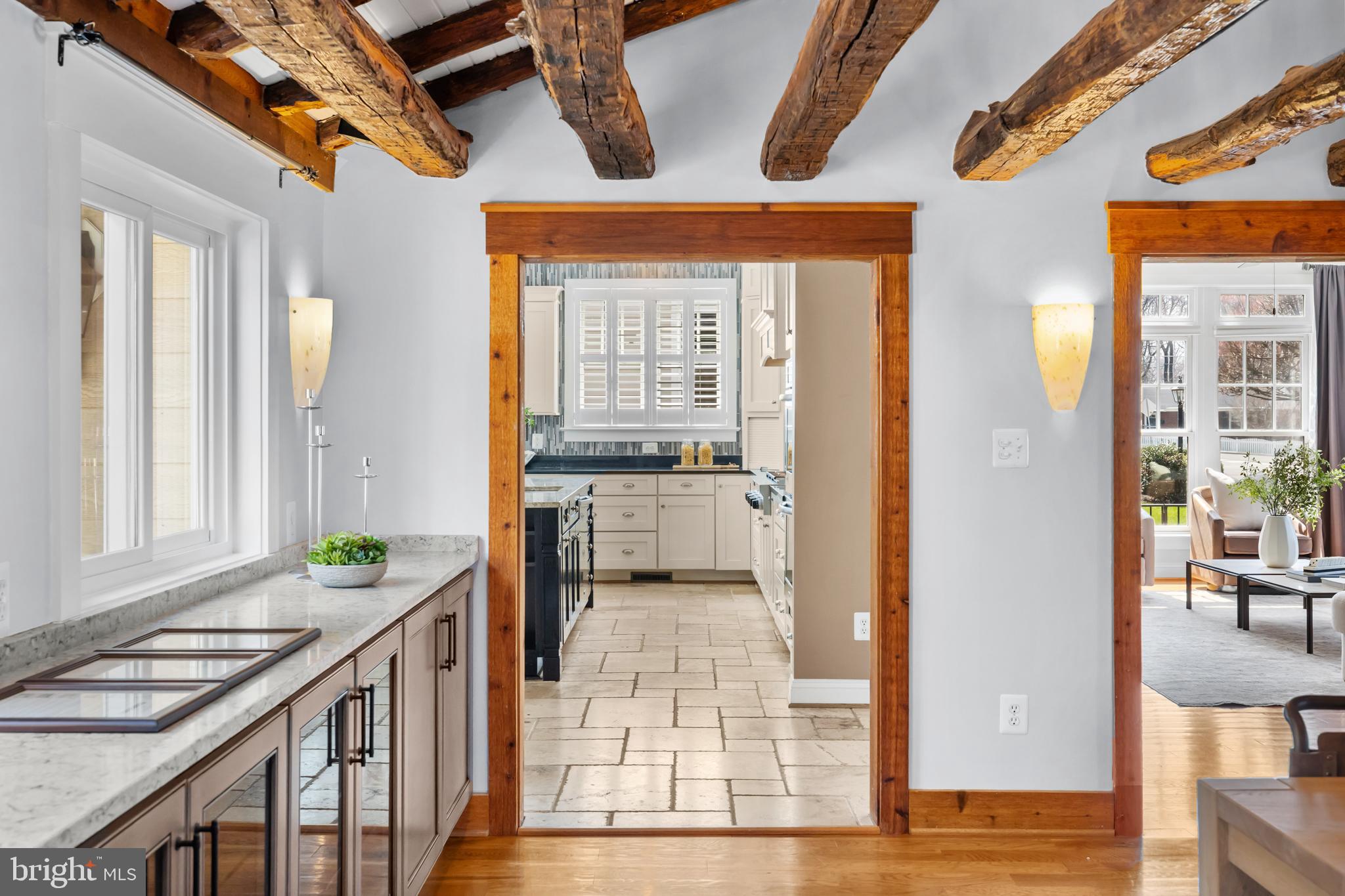 CLARK`S CORNER - Residential