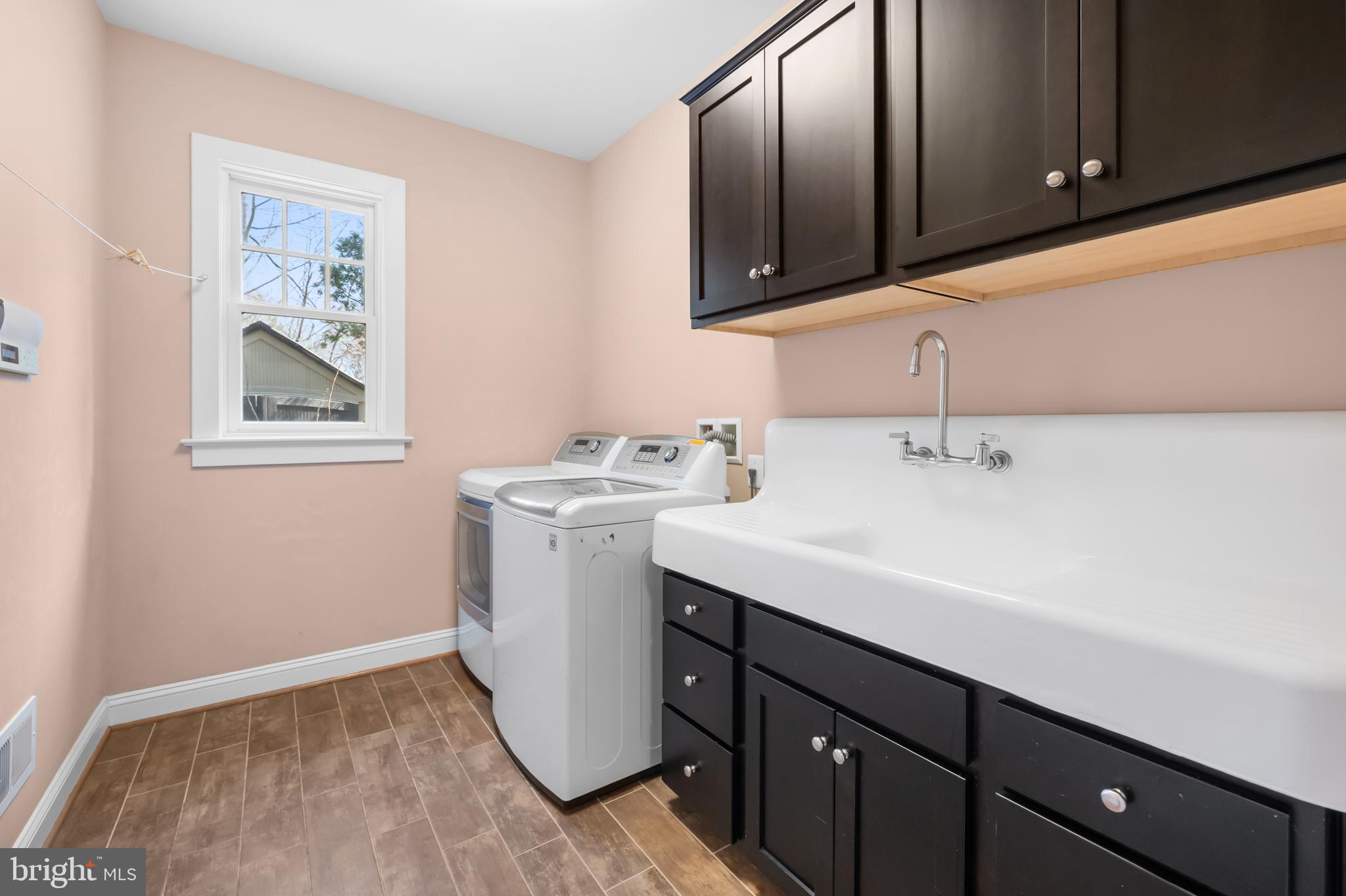 CLARK`S CORNER - Residential