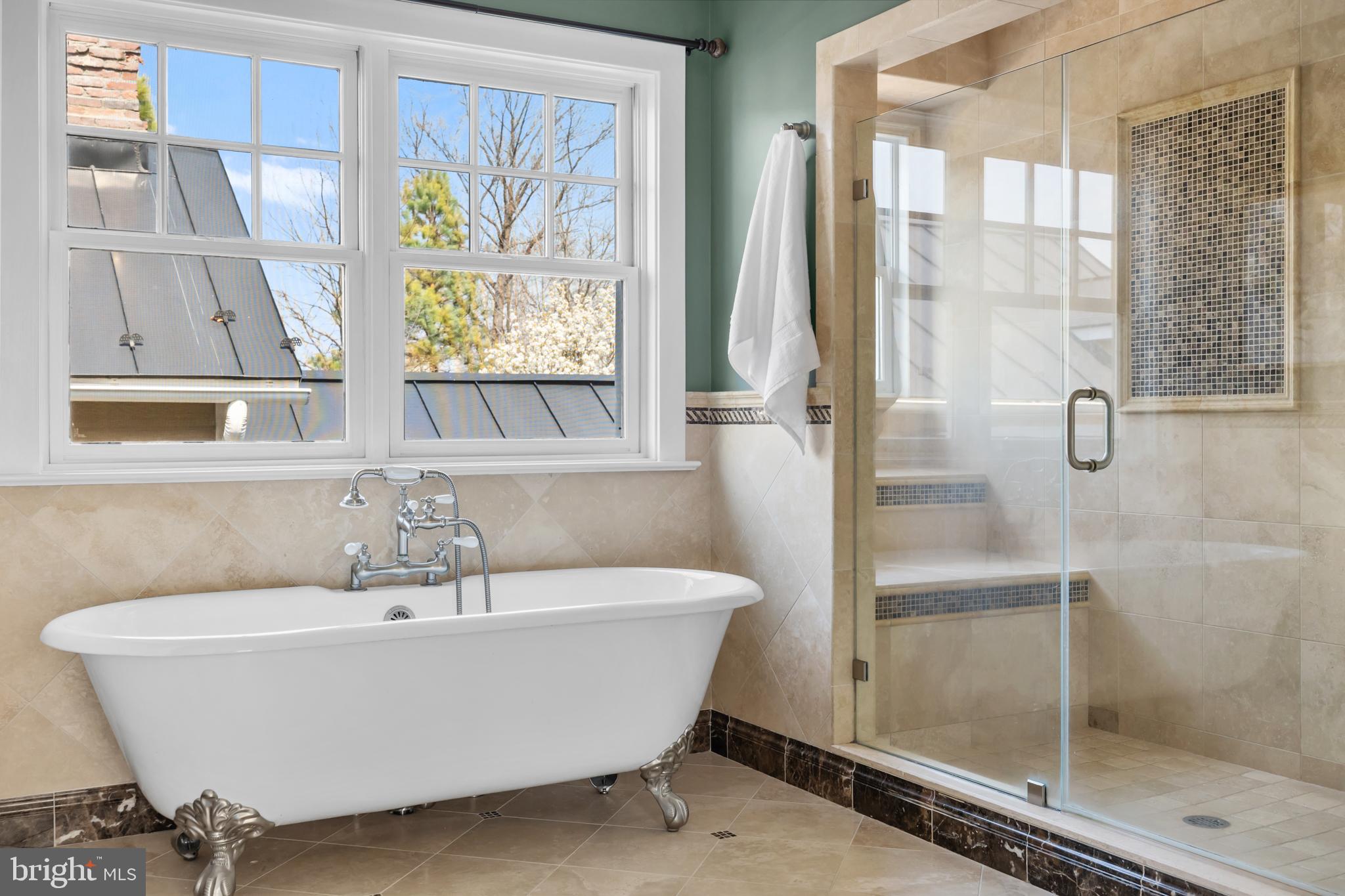 CLARK`S CORNER - Residential