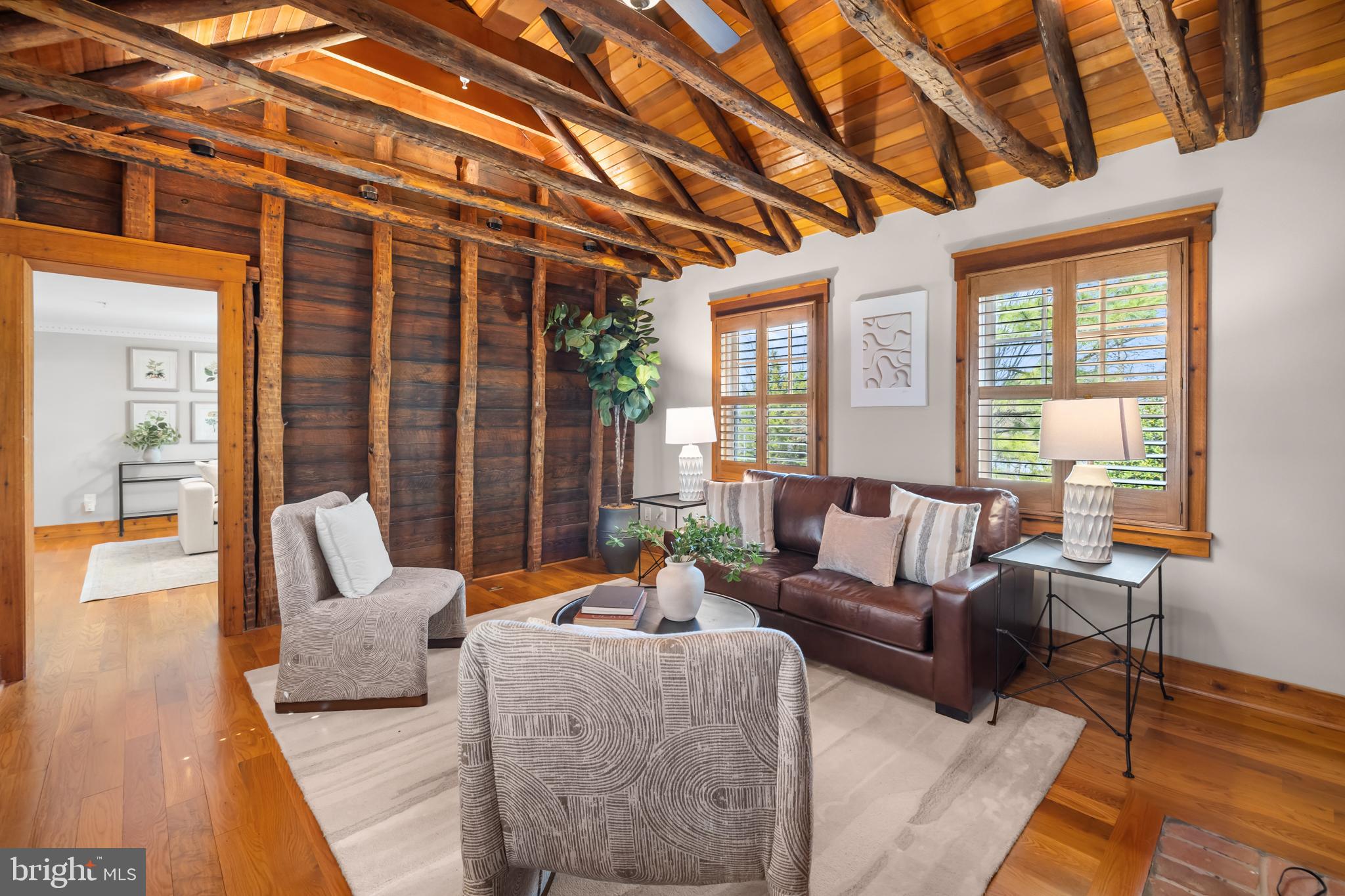 CLARK`S CORNER - Residential