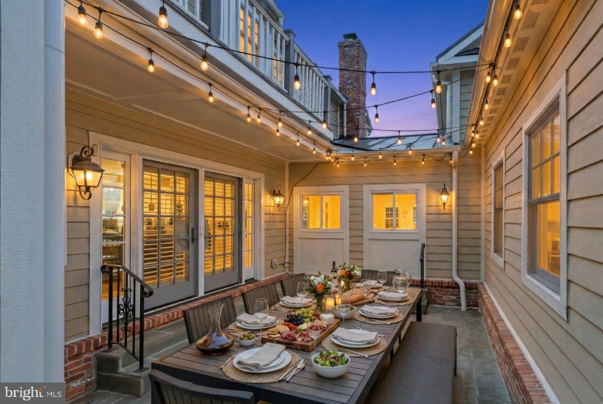 4027 COLONEL MENDEZ WAY