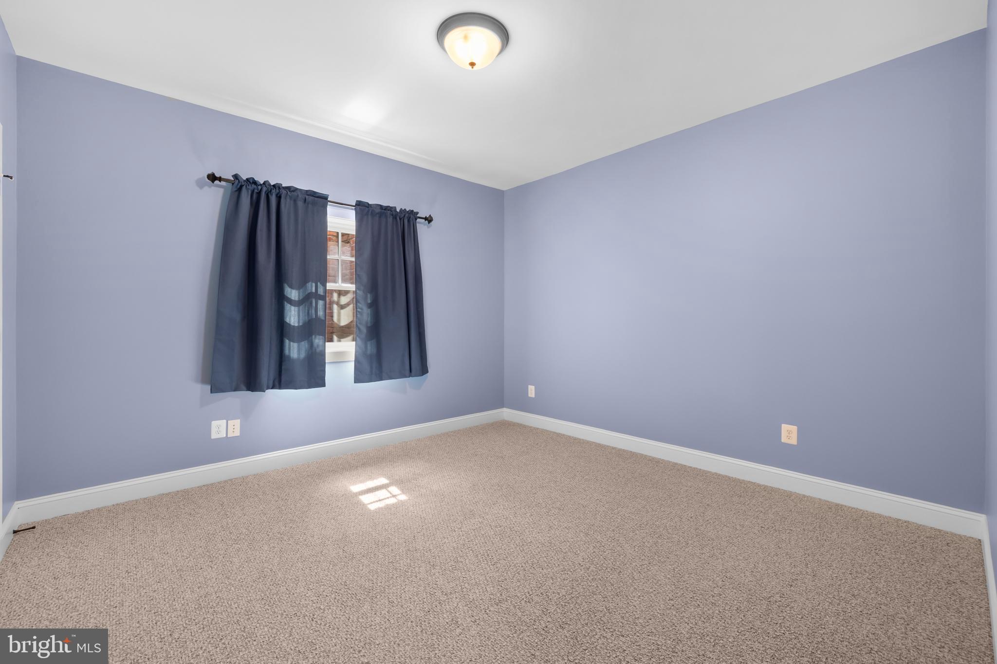 CLARK`S CORNER - Residential