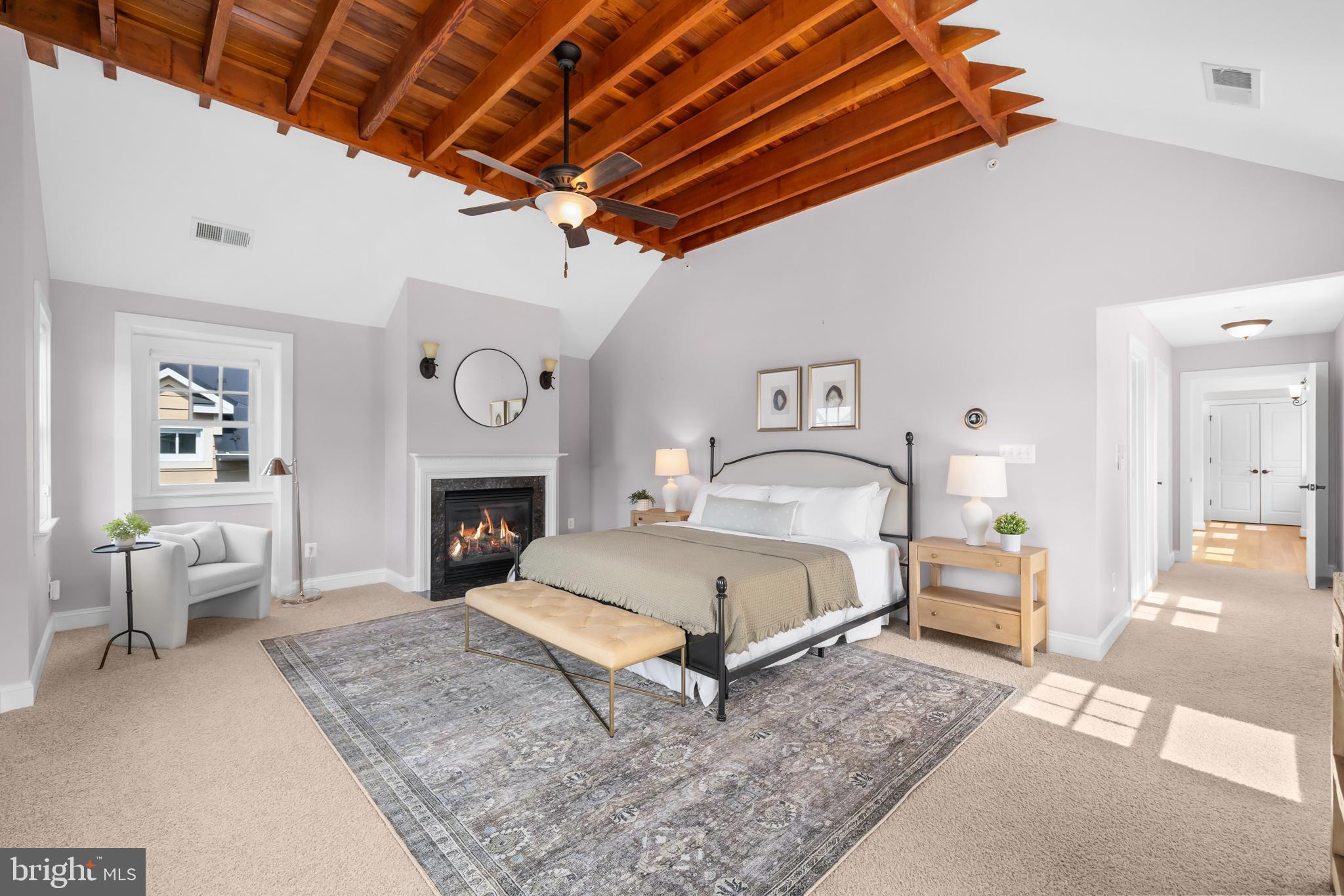 CLARK`S CORNER - Residential